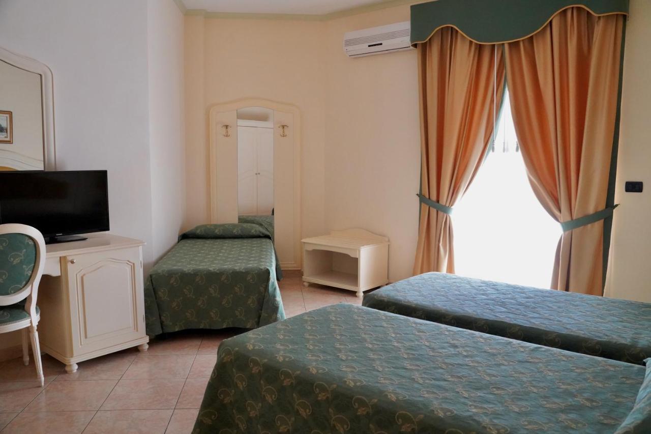 Hotel Roscianum Welness Spa Россано Экстерьер фото