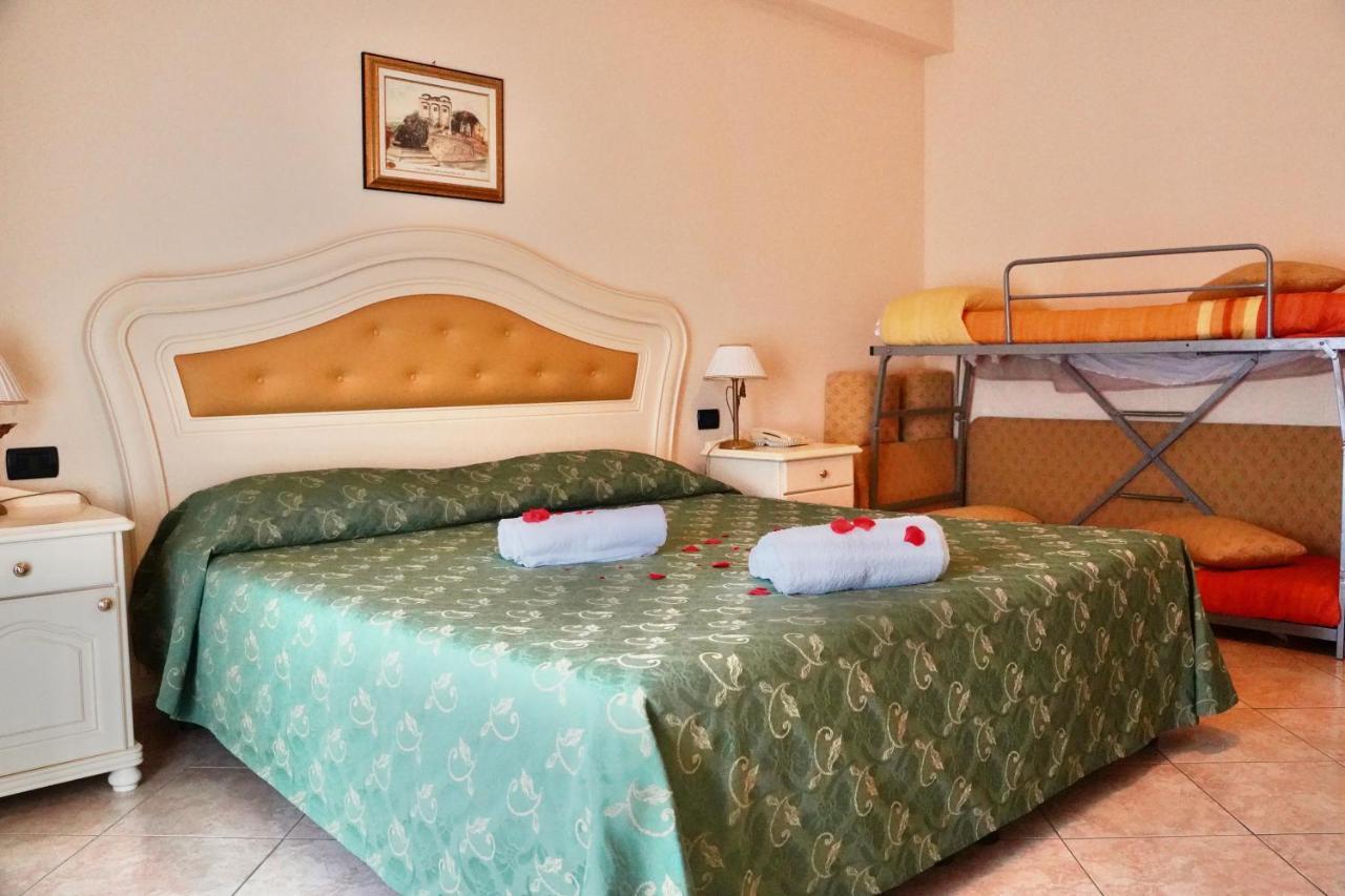 Hotel Roscianum Welness Spa Россано Экстерьер фото