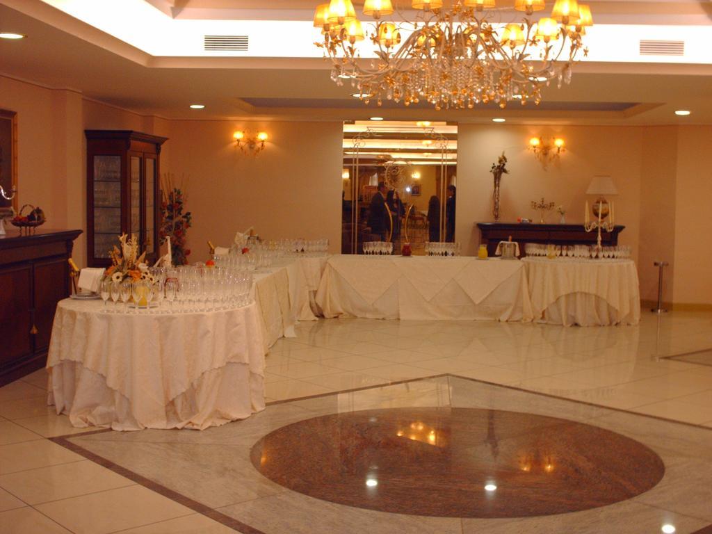 Hotel Roscianum Welness Spa Россано Экстерьер фото